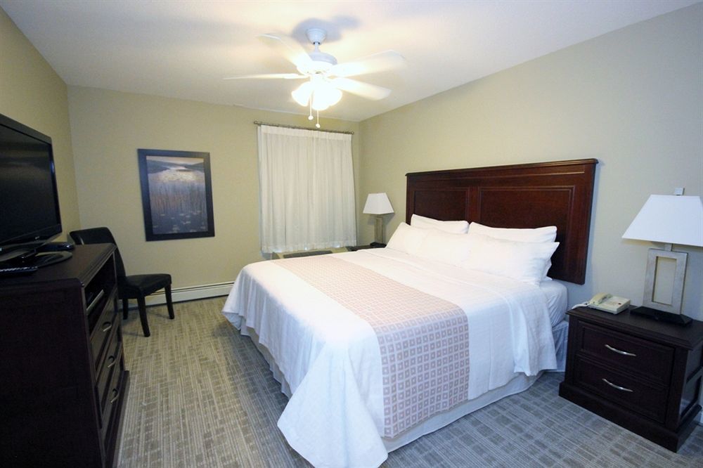 Canterra Suites Hotel Edmonton Eksteriør billede